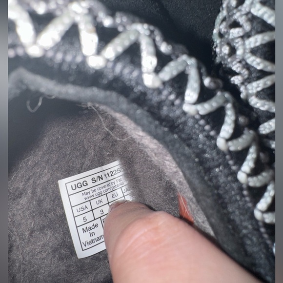 UGG Tazz Platform Mule Women's Black Slippers (LIKE NEW) - Picture 4 of 4